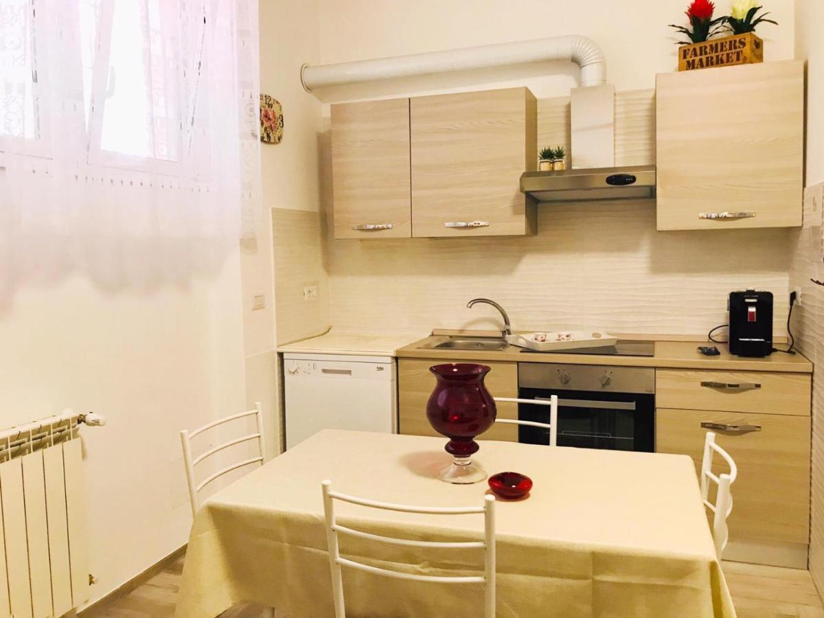 Per Mare O Centro Storico Di Roma Lido di Ostia